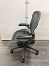HermanMiller（ハーマンミラー）アーロンチェア 固定肘付アーロンチェア 商品画像2
