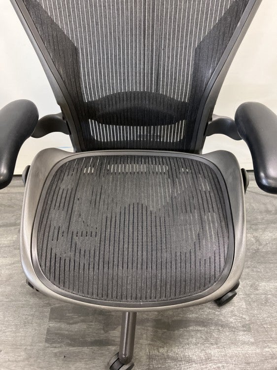 HermanMiller（ハーマンミラー）アーロンチェア 固定肘付アーロンチェア 商品画像6