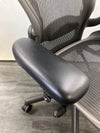 HermanMiller（ハーマンミラー）アーロンチェア 固定肘付アーロンチェア 商品画像7