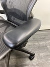 HermanMiller（ハーマンミラー）アーロンチェア 固定肘付アーロンチェア 商品画像8