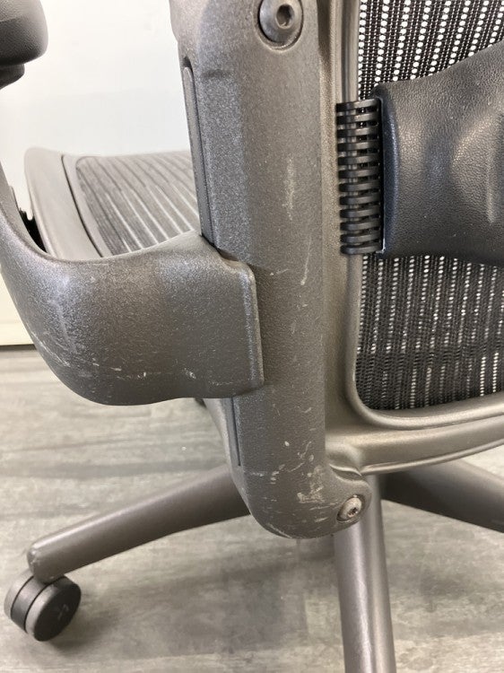 HermanMiller（ハーマンミラー）アーロンチェア 固定肘付アーロンチェア 商品画像15