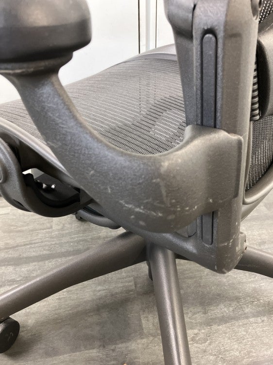 HermanMiller（ハーマンミラー）アーロンチェア 固定肘付アーロンチェア 商品画像16