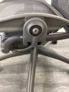 HermanMiller（ハーマンミラー）アーロンチェア 固定肘付アーロンチェア 商品画像19