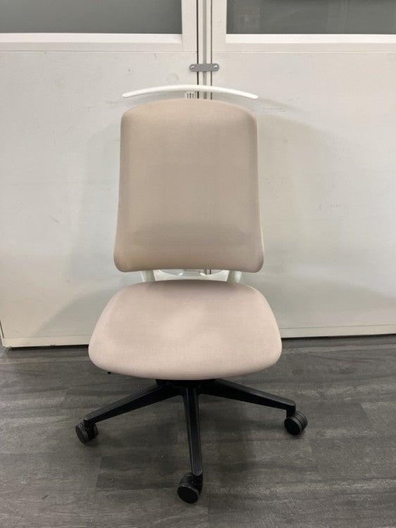 ウチダ（内田洋行）リーフレクシリーズ リーフレクチェア 商品画像2