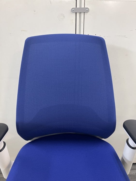 ウチダ（内田洋行）ニンバスチェア 可動肘付ニンバスチェア 商品画像8