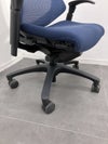 イトーキf(エフチェア)シリーズ 可動肘付エフチェア 商品画像8