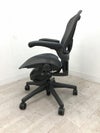 HermanMiller（ハーマンミラー）アーロンチェア 可動肘付アーロンチェア 商品画像3