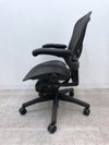 HermanMiller（ハーマンミラー）アーロンチェア 可動肘付アーロンチェア 商品画像3