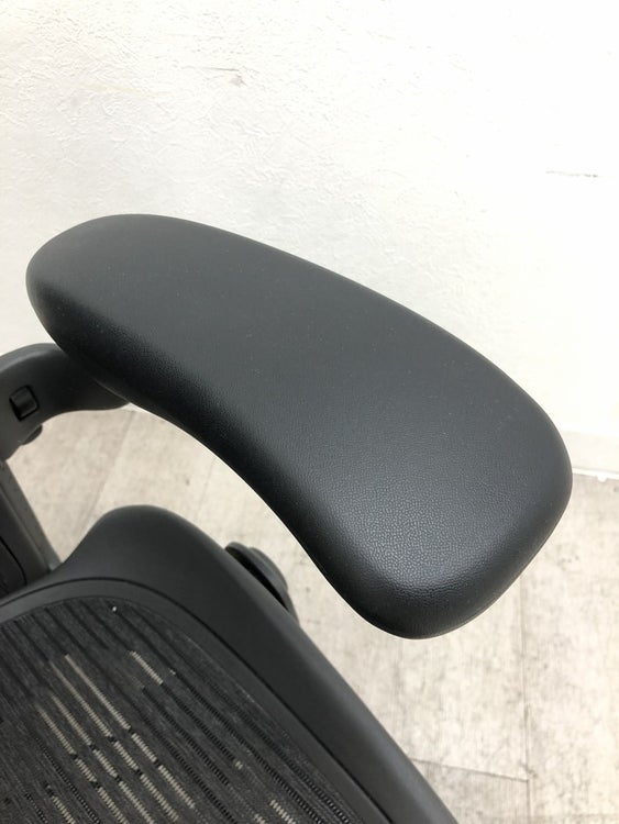 HermanMiller（ハーマンミラー）アーロンチェア 可動肘付アーロンチェア 商品画像14
