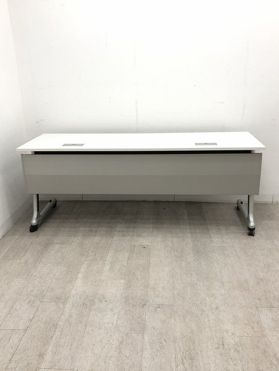 イトーキコンシアシリーズ 1800サイドスタックテーブル 商品画像1