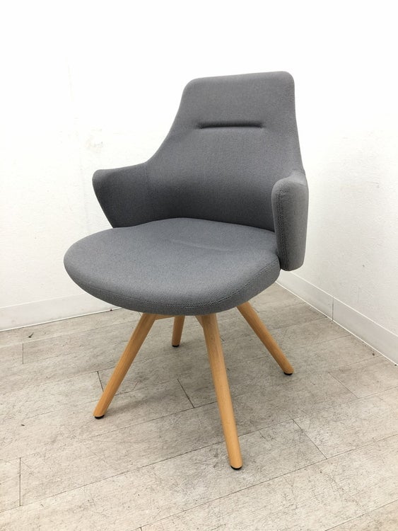 オカムラLives Work Chair(ライブスワークチェア)シリーズ ミーティングチェア 商品画像1