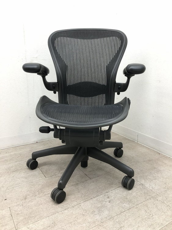 HermanMiller（ハーマンミラー）アーロンチェア 可動肘付アーロンチェア 商品画像2