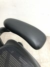 HermanMiller（ハーマンミラー）アーロンチェア 可動肘付アーロンチェア 商品画像11