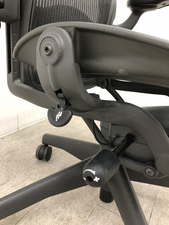 HermanMiller（ハーマンミラー）アーロンチェア 可動肘付アーロンチェア 商品画像15