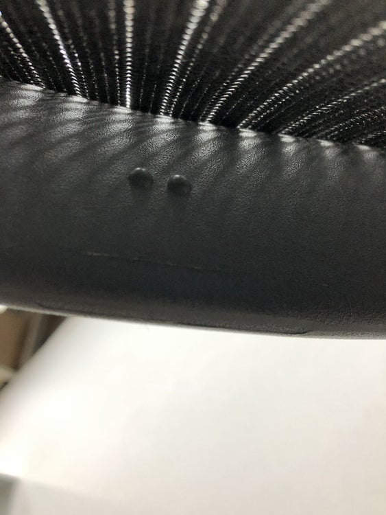 HermanMiller（ハーマンミラー）アーロンチェア 可動肘付アーロンチェア 商品画像20