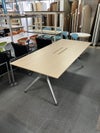 イトーキDDシリーズ ミーティングテーブル 商品画像1