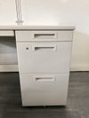 コクヨピクサシリーズ 1200片袖デスク 商品画像8