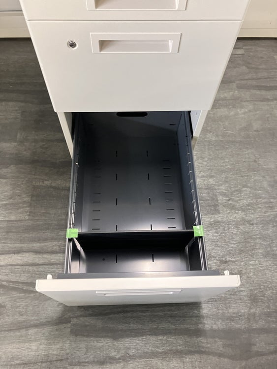 コクヨピクサシリーズ 1200片袖デスク 商品画像11