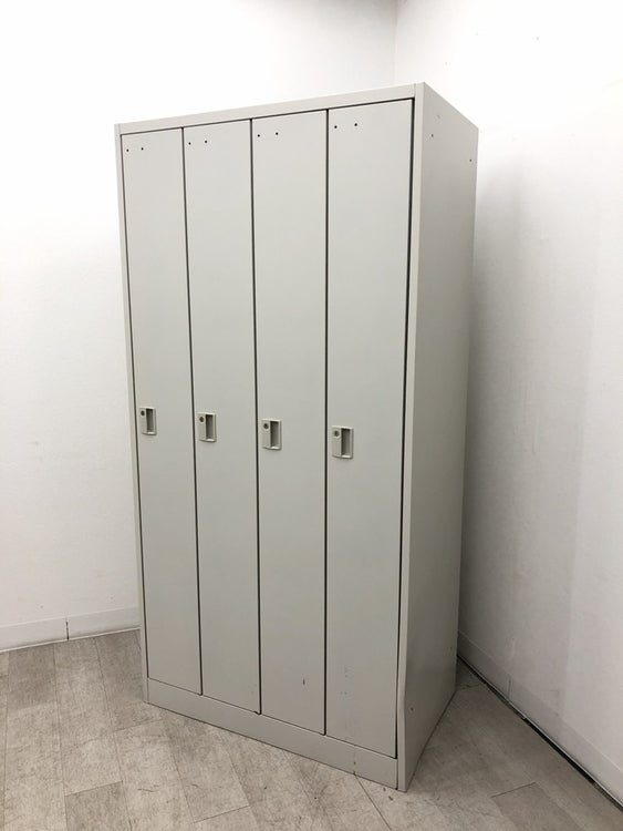 オカムラFZタイプシリーズ 4人用ロッカー 商品画像1