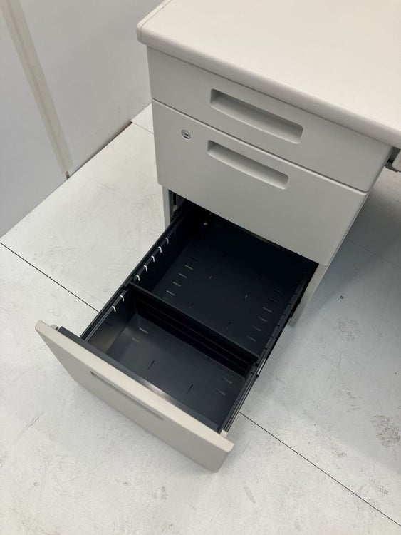 コクヨBS+シリーズ 1400両袖デスク 商品画像9