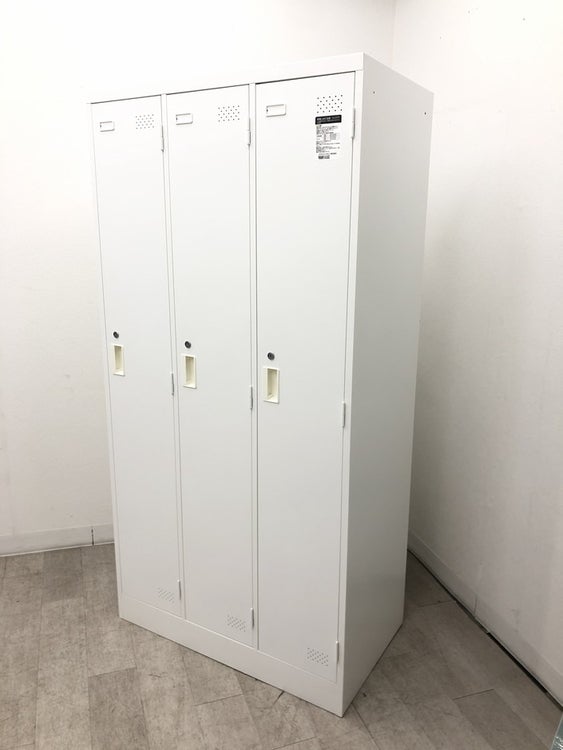 コクヨLKシリーズ　（コクヨ） 3人用ロッカー 商品画像1