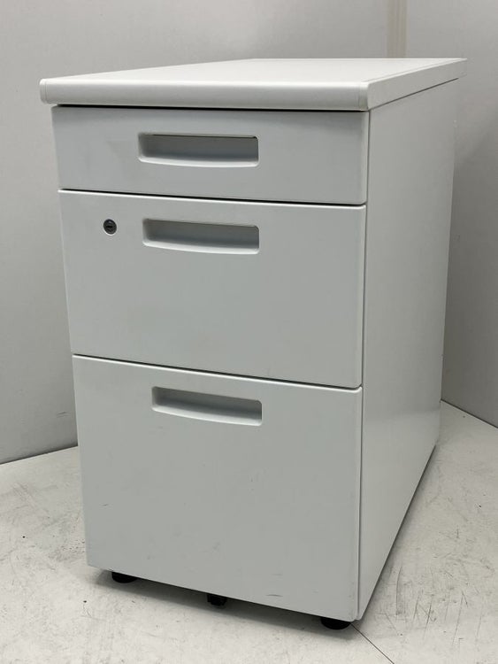 コクヨピクサシリーズ 3段脇机 商品画像1