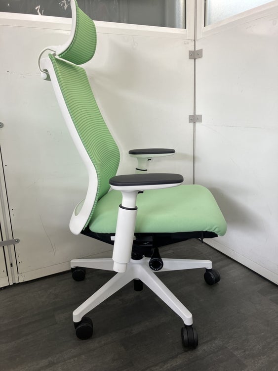ウチダ（内田洋行）セレッツァ（Sellezza）チェア 可動肘付セレッツァチェア 商品画像3