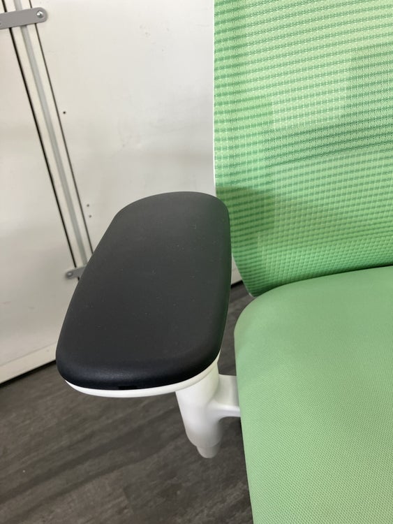 ウチダ（内田洋行）セレッツァ（Sellezza）チェア 可動肘付セレッツァチェア 商品画像7