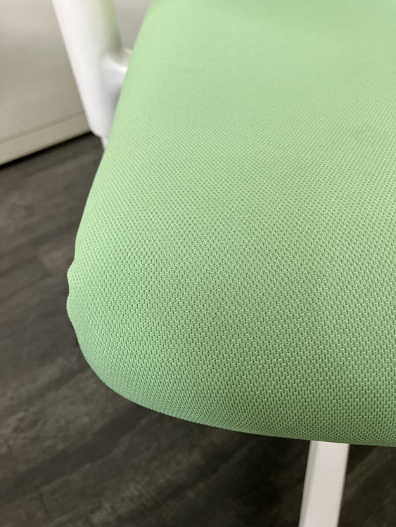 ウチダ（内田洋行）セレッツァ（Sellezza）チェア 可動肘付セレッツァチェア 商品画像8