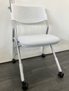 ウチダ（内田洋行）FM-265シリーズ ネスティングチェア 商品画像1