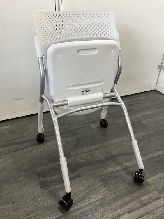 ウチダ（内田洋行）FM-265シリーズ ネスティングチェア 商品画像8