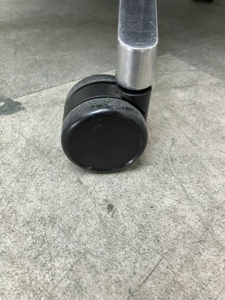 スチールケースシンク（Think）チェア 可動肘付シンクチェア 商品画像7