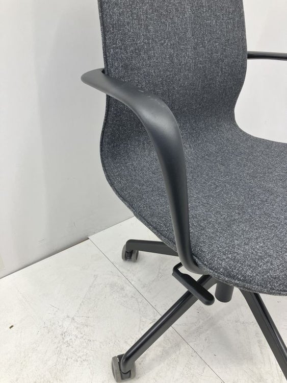IKEAロングフィェル シリーズ ミーティングチェア4脚セット 商品画像6