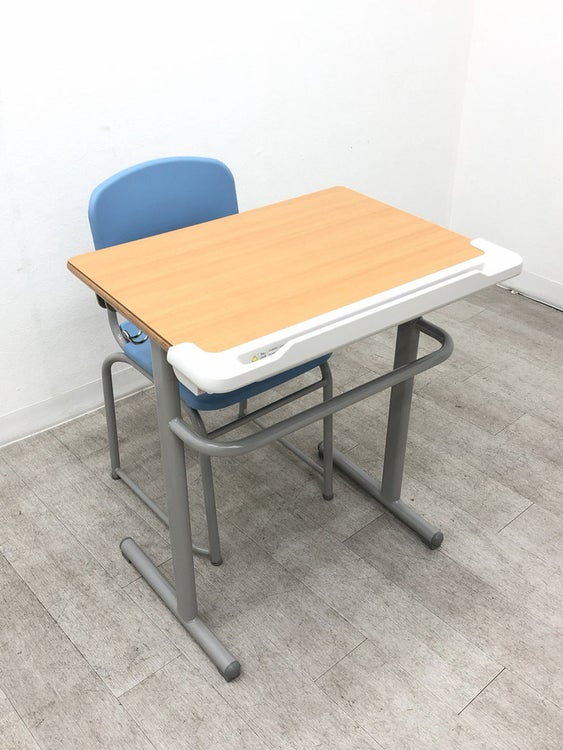 コクヨスクールデスク+イスセット 商品画像1