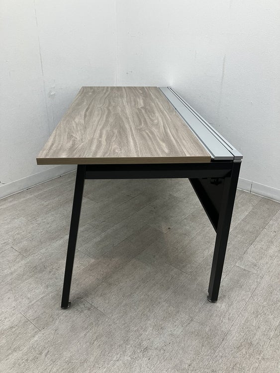 ナイキフアナシリーズ 1600平デスク 商品画像5