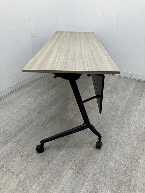 イトーキスレントシリーズ 1800平行スタックテーブル 商品画像4