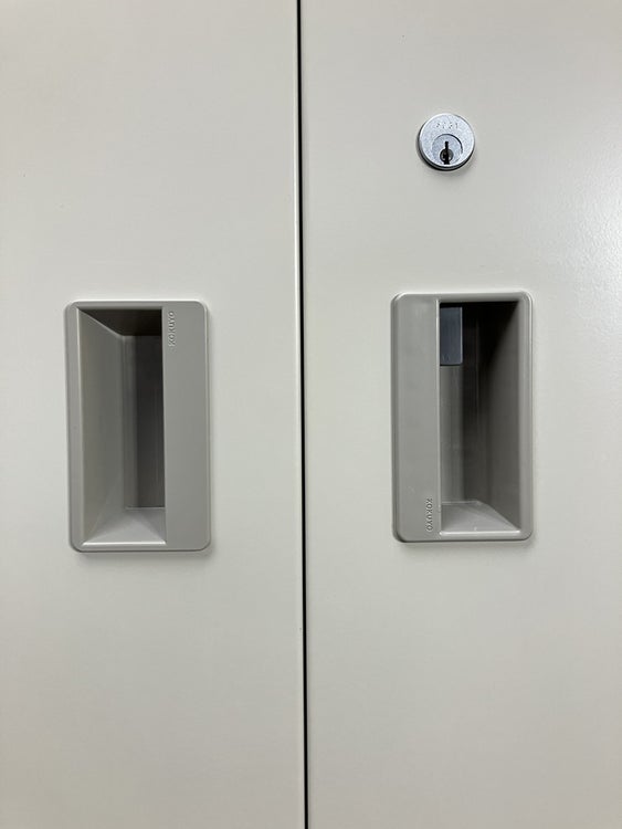 コクヨ保管庫浅型シリーズ 両開き書庫 商品画像4