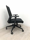 井上金庫可動肘付STMチェア 商品画像5