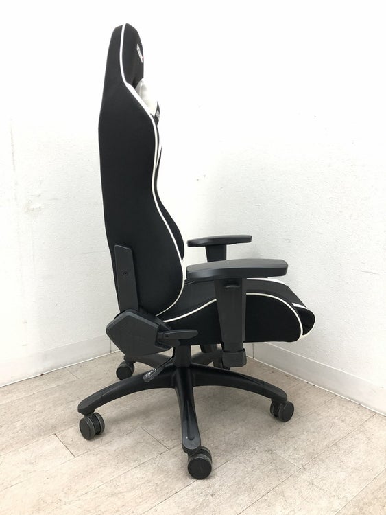Wolf（ウルフ）シリーズ 可動肘付ゲーミングチェア 商品画像5