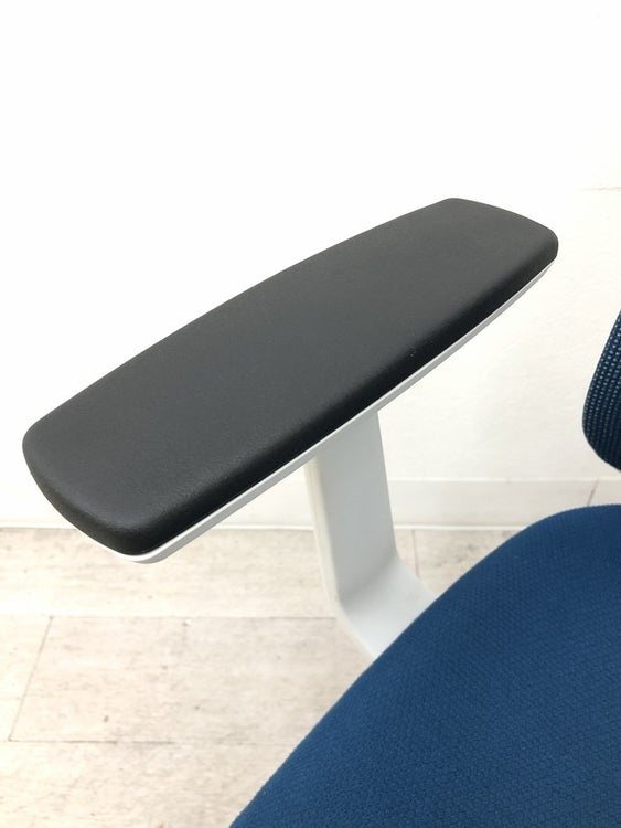 コクヨミトラチェア 固定肘付ミトラチェア 商品画像10