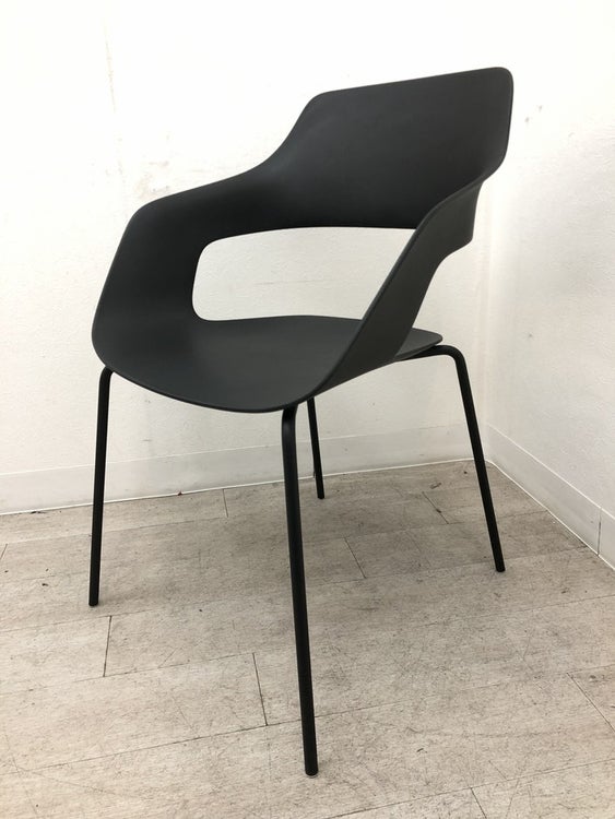 Wilkhahn（ウィルクハーン）222 range OCCO(222レンジオッコ)シリーズ スタッキングチェア 商品画像1
