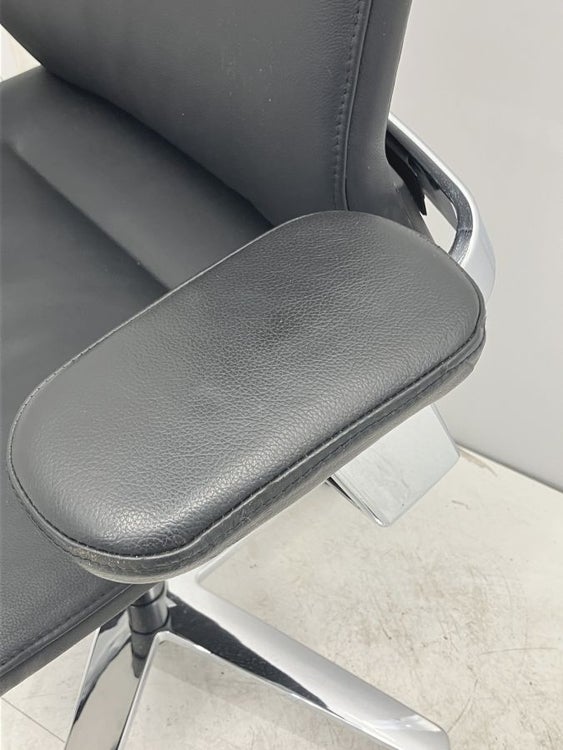 Wilkhahn（ウィルクハーン）ONチェア 可動肘付ONチェア 商品画像7