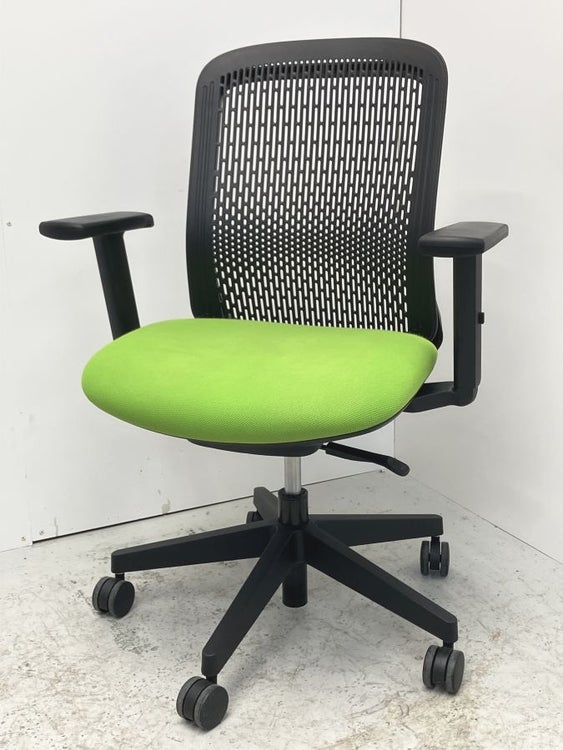 プラスTry/トライチェア 肘付トライチェア 商品画像1