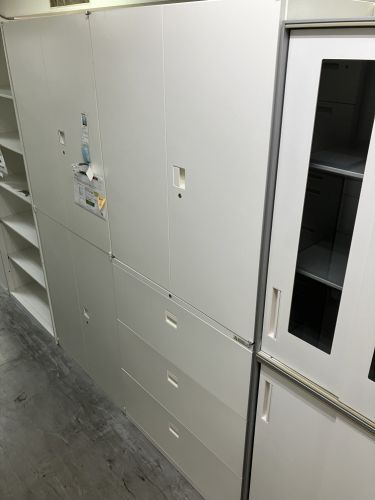 オカムラ 3段ラテラル・両開き上下書庫 | 無限堂ネットショップ