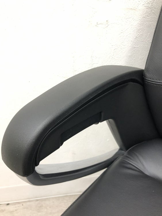 コクヨマネージメントチェア フィロソフィーシリーズ 固定肘付フィロソフィーチェア　 商品画像7
