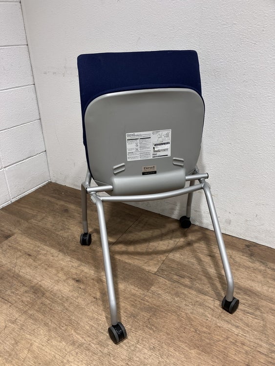 オカムラネスティングチェア 商品画像7