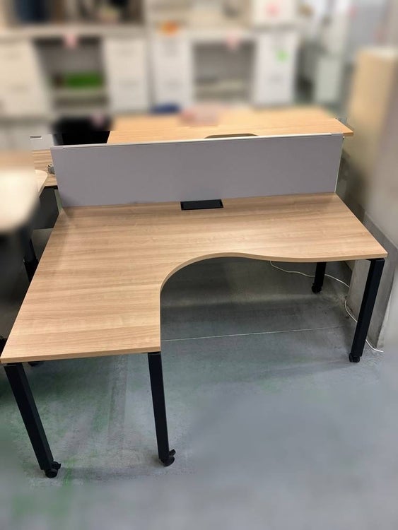 コクヨワークフィットシリーズ 1600L型デスク 商品画像1