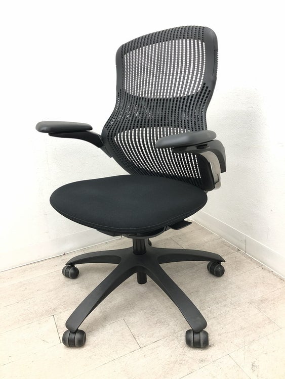 Knoll（ノル/ノール）Generation(ジェネレーション)チェア 可動肘付ジェネレーションチェア 商品画像1