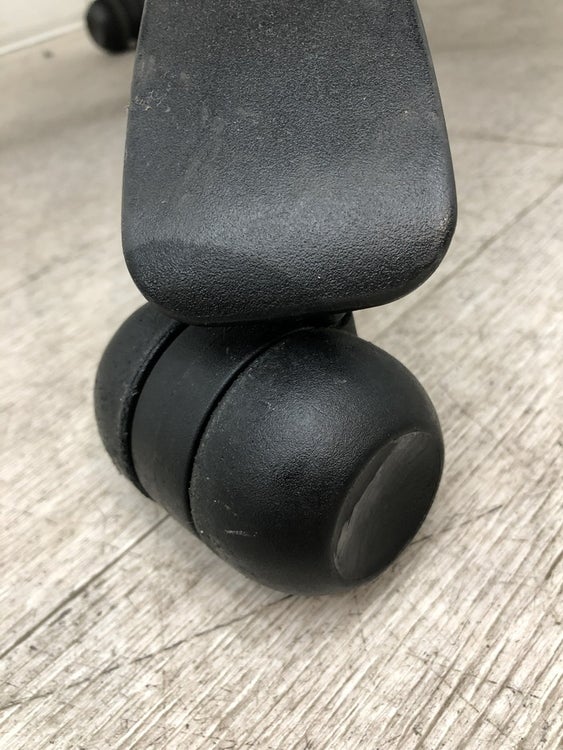 Knoll（ノル/ノール）Generation(ジェネレーション)チェア 可動肘付ジェネレーションチェア 商品画像11