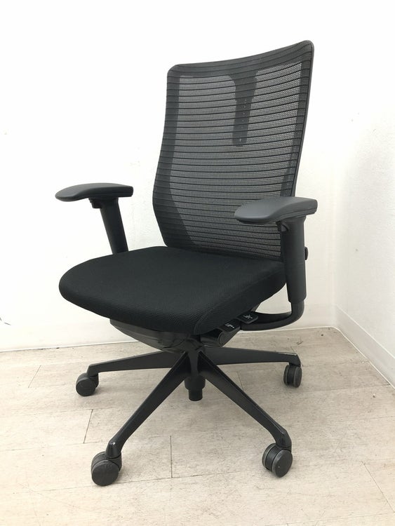 オカムラChoral（コーラル）チェア 可動肘付コーラルチェア 商品画像1